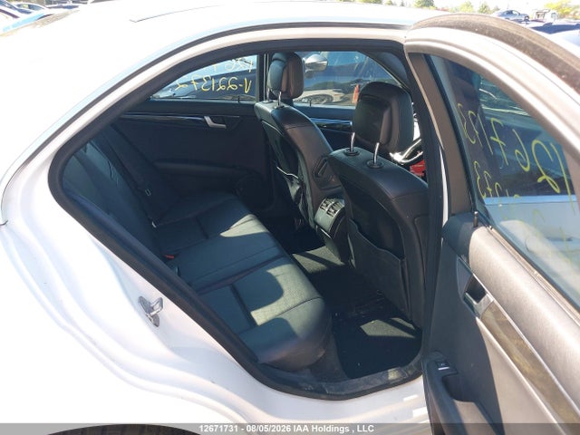 WDDGF8AB2EG221373 Mercedes-Benz C 300 4matic