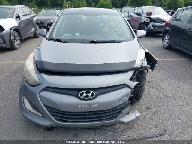 Продажа на аукционе авто 2013 Hyundai Elantra Gt Gls, vin: KMHD35LE2DU029622, номер лота: 12674064