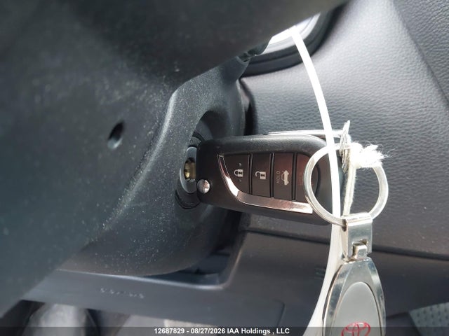 12687829 :رقم المزاد ، 5YFBPRBE8LP095600 vin ، 2020 Toyota Corolla Le مزاد بيع