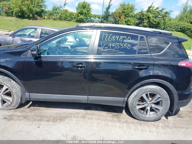 Toyota Rav4 Xle 2018 2T3RFREV4JW753350 Image 14