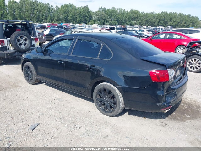 2013 Volkswagen Jetta 2.0l Trendline/2.0l Trendline+ მანქანა იყიდება აუქციონზე, vin: 3VW2K7AJ2DM406669, აუქციონის ნომერი: 12687902