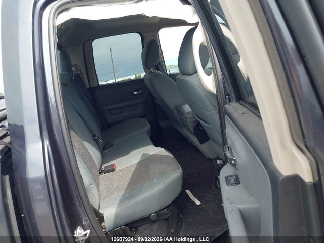 12687924 :رقم المزاد ، 1C6RR7GT5HS739099 vin ، 2017 Ram 1500 Slt مزاد بيع