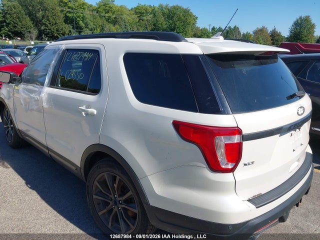 Ford EXPLORER XLT 2018 1FM5K8D81JGC29550 Image 3