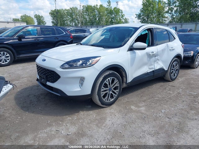 1FMCU9H69NUA51782 Ford ESCAPE SEL