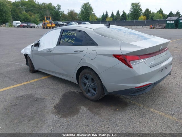 KMHLM4AG1MU185142 Hyundai Elantra Preferred Ivt