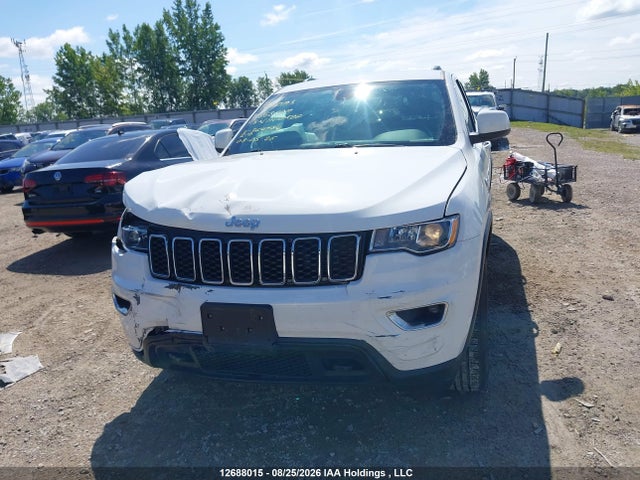 Jeep Grand Cherokee Laredo 2018 1C4RJFAG7JC364984 Image 12