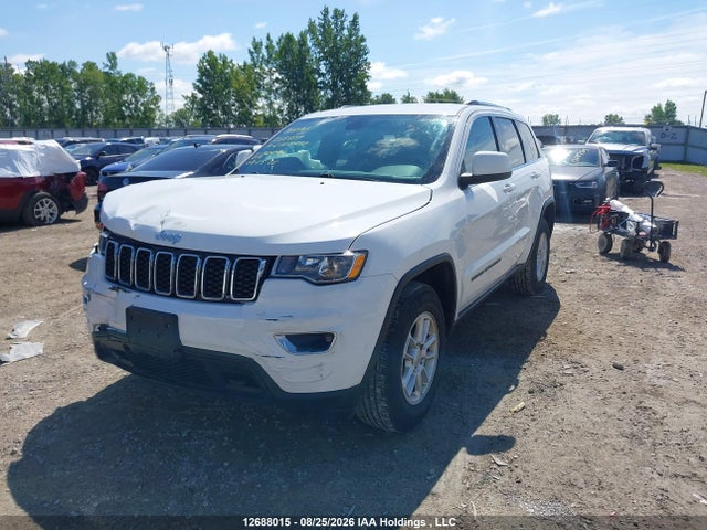 Jeep Grand Cherokee Laredo 2018 1C4RJFAG7JC364984 Image 2