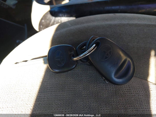 Продажа на аукционе авто 2004 Toyota Sienna Ce, vin: 5TDZA29C94S087686, номер лота: 12688038