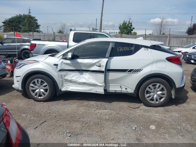 12688041 :رقم المزاد ، JTNKHMBX3N1130063 vin ، 2022 Toyota C-hr Xle/night Shade/limited مزاد بيع