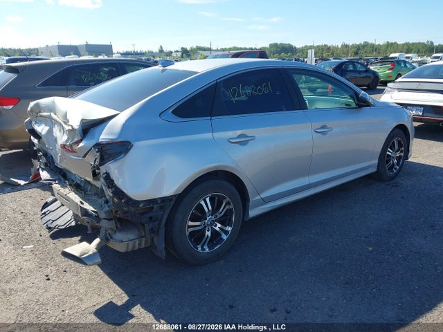 Hyundai Sonata Essential 2019 5NPE24AF1KH731004 Image 4