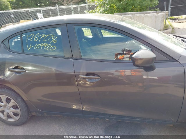 JM1BM1K73E1104920 Mazda Mazda3 Gx-sky