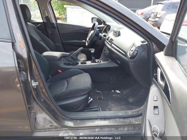 JM1BM1K73E1104920 Mazda Mazda3 Gx-sky