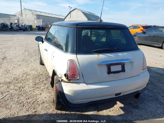 Продажа на аукционе авто 2005 Mini Cooper, vin: WMWRC33425TC56757, номер лота: 12688065