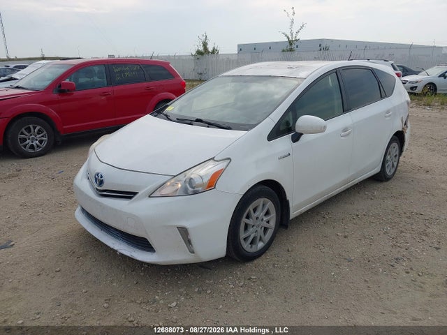JTDZN3EU2EJ004218 Toyota PRIUS V