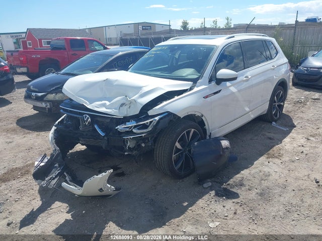 Aukcja sprzedaży 2024 Volkswagen Tiguan Sel R-line Black, vin: 3VV4B7AX1RM052717, numer aukcji: 12688093