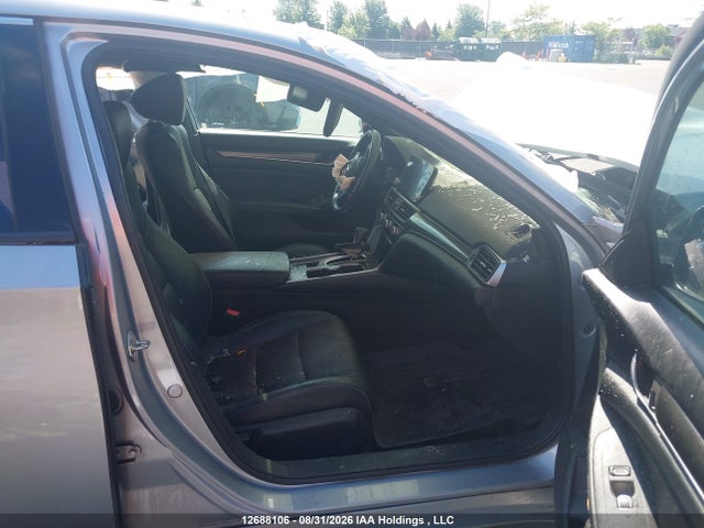 Продаж на аукціоні авто 2018 Honda Accord Sport, vin: 1HGCV1F31JA807565, номер лоту: 12688106