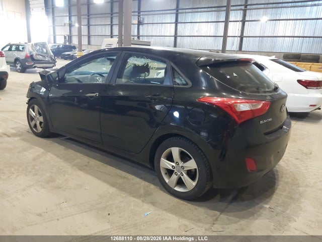 KMHD25LH2GU268394 Hyundai Elantra Gt Gl