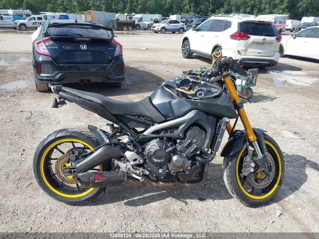 Продажа на аукционе авто 2016 Yamaha Fz09, vin: JYARN33N7GA002619, номер лота: 12688124
