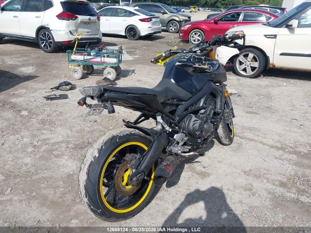 Продажа на аукционе авто 2016 Yamaha Fz09, vin: JYARN33N7GA002619, номер лота: 12688124