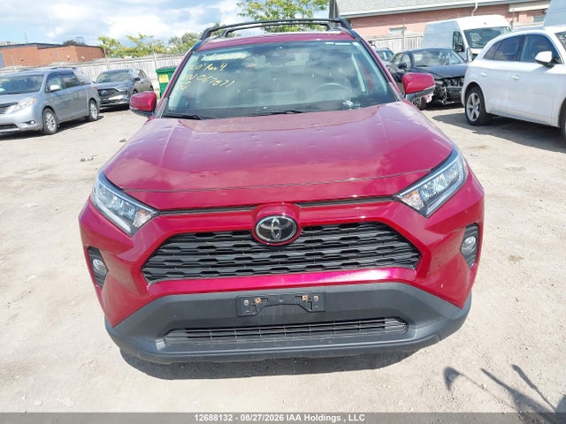 12688132 :رقم المزاد ، 2T3R1RFV7LC067871 vin ، 2020 Toyota Rav4 Xle/xle Premium مزاد بيع