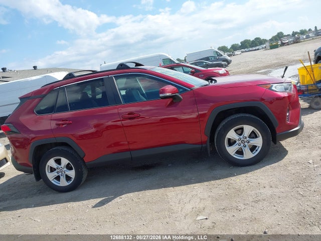 12688132 :رقم المزاد ، 2T3R1RFV7LC067871 vin ، 2020 Toyota Rav4 Xle/xle Premium مزاد بيع