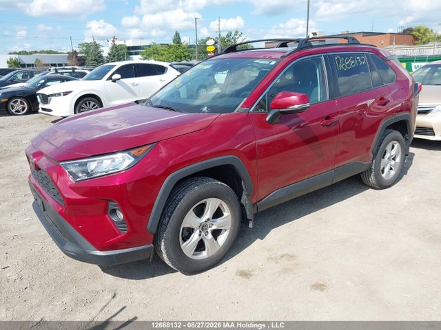 12688132 :رقم المزاد ، 2T3R1RFV7LC067871 vin ، 2020 Toyota Rav4 Xle/xle Premium مزاد بيع