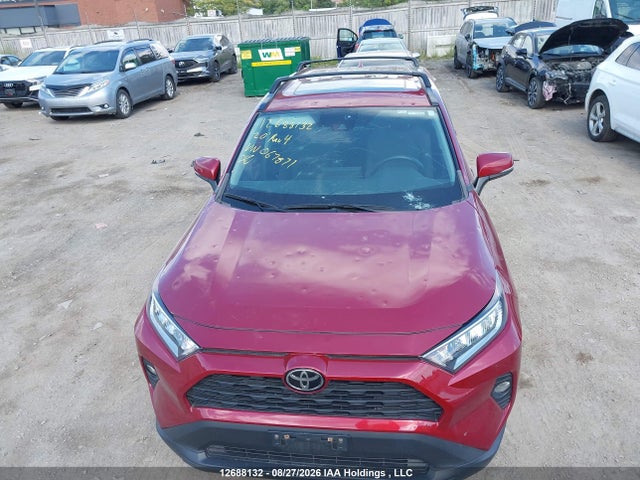 12688132 :رقم المزاد ، 2T3R1RFV7LC067871 vin ، 2020 Toyota Rav4 Xle/xle Premium مزاد بيع