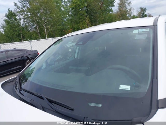 2T3B1RFV5RC412308 Toyota RAV4 LE