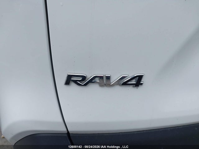 2T3B1RFV5RC412308 Toyota RAV4 LE