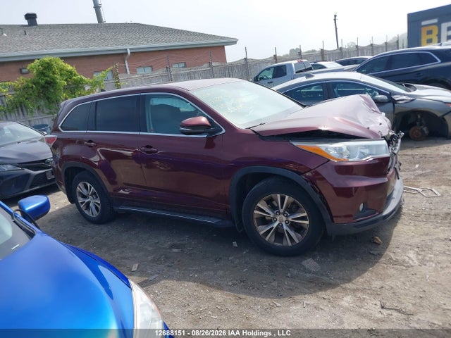 Продаж на аукціоні авто 2015 Toyota Highlander Le/le Plus, vin: 5TDBKRFH2FS200145, номер лоту: 12688151