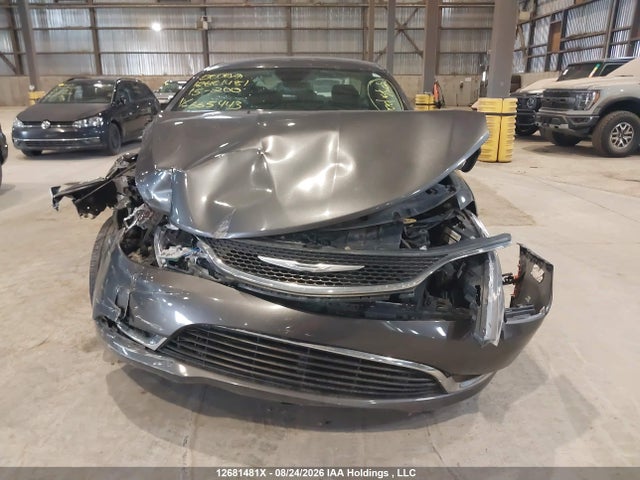 Chrysler 200 Limited 2015 1C3CCCAB6FN665443 Image 12