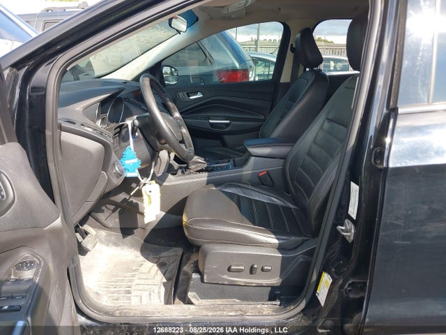 1FMCU9HD3JUA58977 Ford ESCAPE SEL
