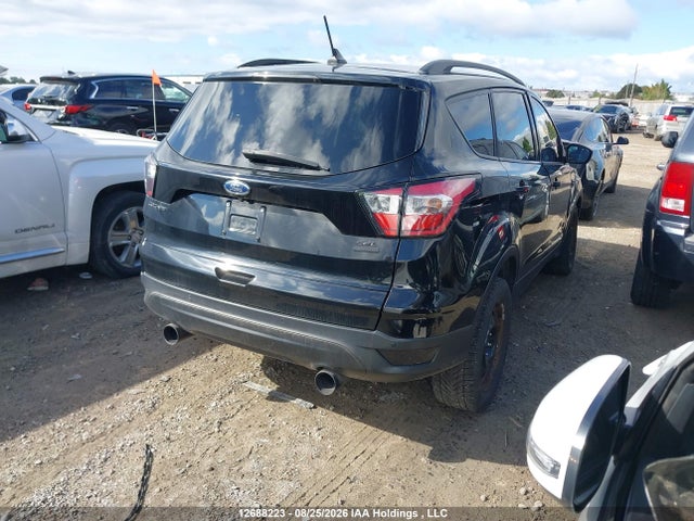 1FMCU9HD3JUA58977 Ford ESCAPE SEL