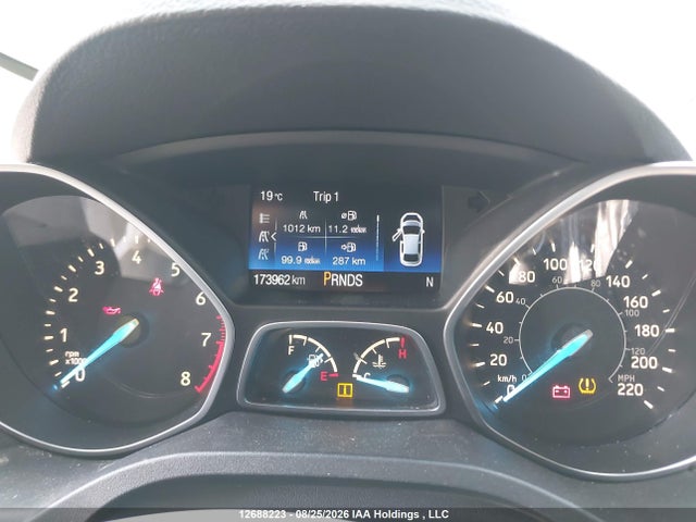 1FMCU9HD3JUA58977 Ford ESCAPE SEL