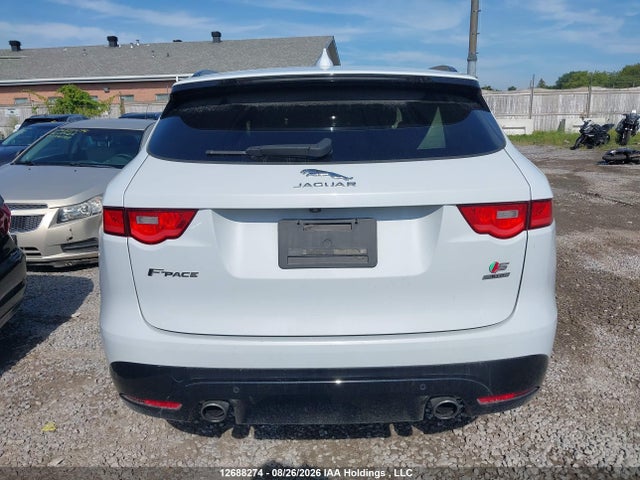 Jaguar F-Pace 2018 SADCM2FV9JA323642 Image 17