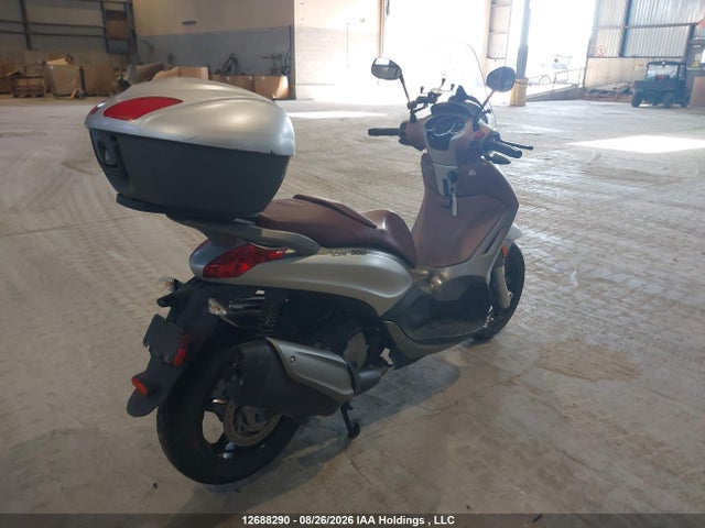 2013 Piaggio Bv 350 მანქანა იყიდება აუქციონზე, vin: ZAPM690T8D5002164, აუქციონის ნომერი: 12688290