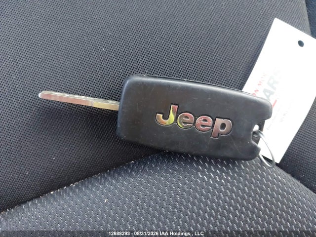ZACCJAAT9FPC30583 Jeep Renegade Sport