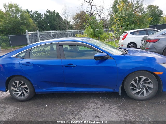 12688313 :رقم المزاد ، 2HGFC2F84HH009562 vin ، 2017 Honda Civic Ex مزاد بيع