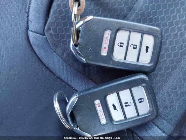 2HKRM4H43GH111357 Honda CR-V SE