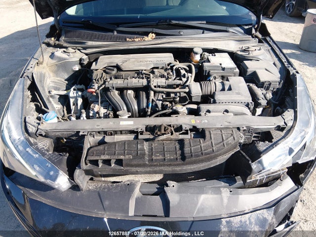 KMHLM4AG9MU085516 Hyundai Elantra Preferred Ivt