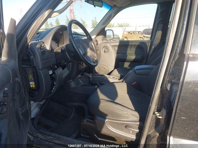 2003 Jeep Liberty Sport მანქანა იყიდება აუქციონზე, vin: 1J4GL48K03W714869, აუქციონის ნომერი: 12657287