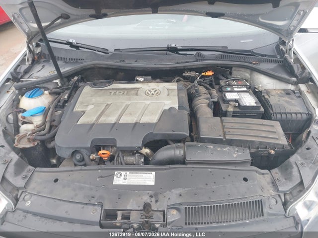 12673919 :رقم المزاد ، 3VWML7AJ2BM637641 vin ، 2011 Volkswagen Golf 2.0 Tdi Comfortline/2.0 Tdi Highline مزاد بيع
