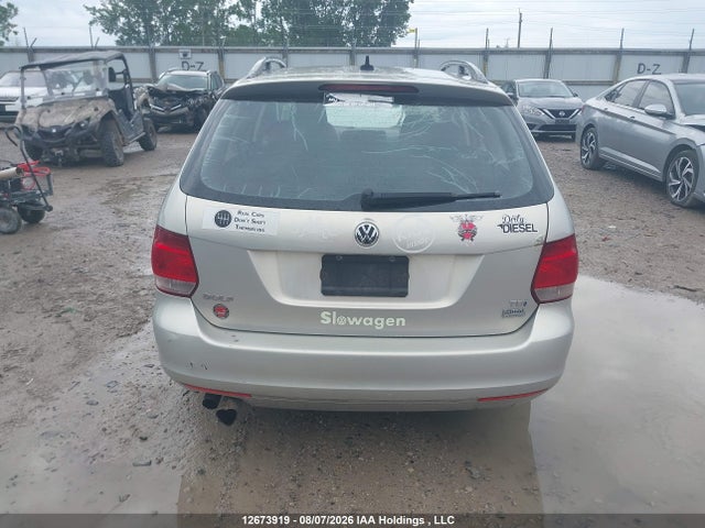12673919 :رقم المزاد ، 3VWML7AJ2BM637641 vin ، 2011 Volkswagen Golf 2.0 Tdi Comfortline/2.0 Tdi Highline مزاد بيع