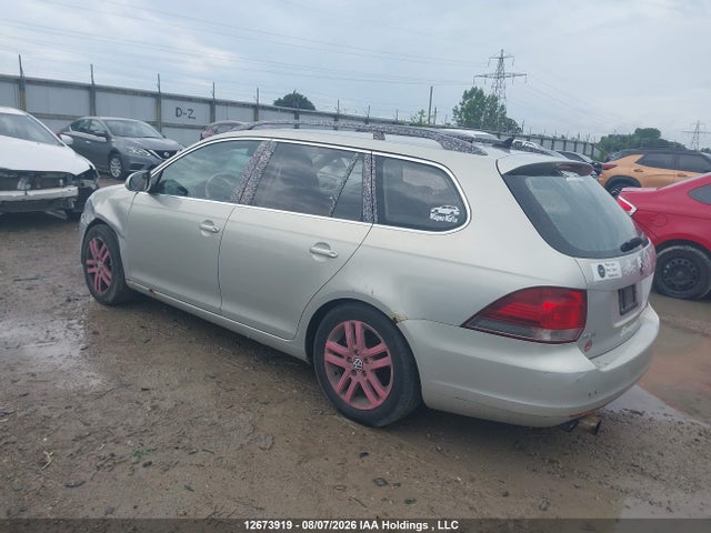 12673919 :رقم المزاد ، 3VWML7AJ2BM637641 vin ، 2011 Volkswagen Golf 2.0 Tdi Comfortline/2.0 Tdi Highline مزاد بيع
