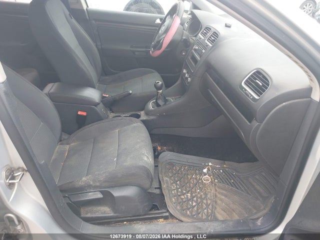 12673919 :رقم المزاد ، 3VWML7AJ2BM637641 vin ، 2011 Volkswagen Golf 2.0 Tdi Comfortline/2.0 Tdi Highline مزاد بيع