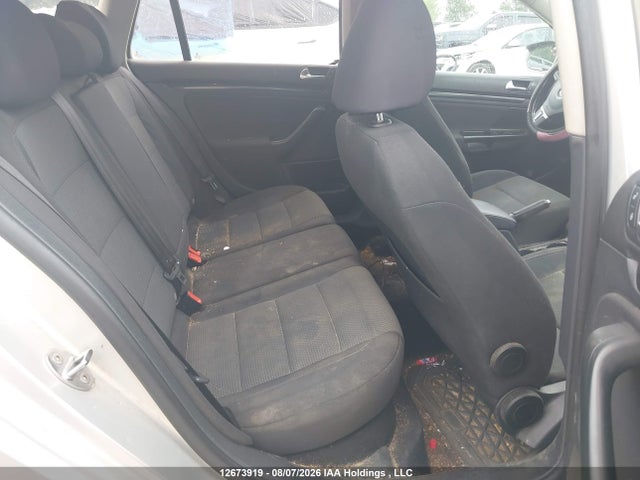 12673919 :رقم المزاد ، 3VWML7AJ2BM637641 vin ، 2011 Volkswagen Golf 2.0 Tdi Comfortline/2.0 Tdi Highline مزاد بيع