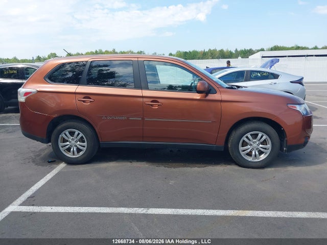 Mitsubishi Outlander Es 2014 JA4AD2A37EZ601206 Image 12