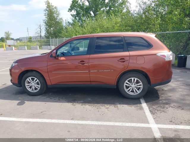 Mitsubishi Outlander Es 2014 JA4AD2A37EZ601206 Image 13