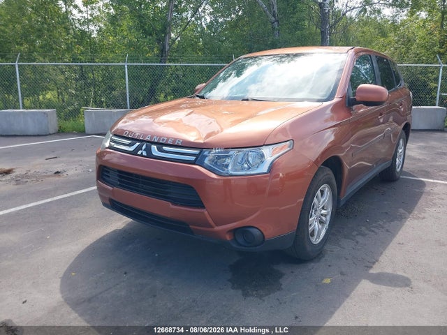Mitsubishi Outlander Es 2014 JA4AD2A37EZ601206 Image 2