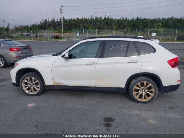 BMW X1 Xdrive28i 2014 WBAVL1C55EVY19491 Image 15